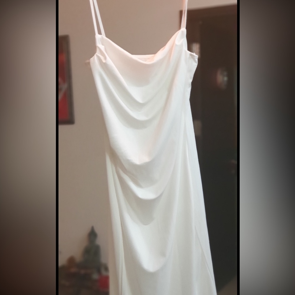 Urbanic NWOT bodycon dress - Picture 4 of 6